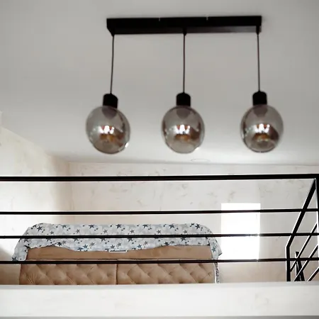 Appartamento Crowne Stan11550 Sopstveno Parking Mesto Lazarevac