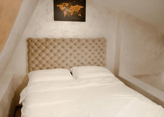 Crowne Stan11550 Sopstveno Parking Mesto *